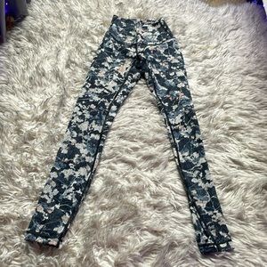 Flower lululemon pants